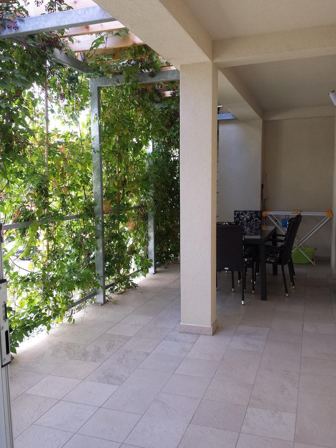 Pavlic Apartments Betina  Bagian luar foto