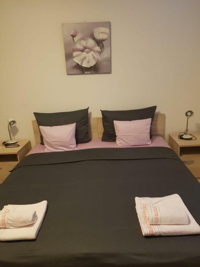 Pavlic Apartments Betina  Bagian luar foto